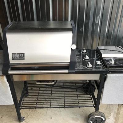 Weber Genesis Gold Barbeque Grill