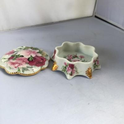 Vintage Little Porcelain Jewelry Box