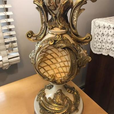 Beautiful Italian Gold Gilt Table Lamp