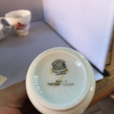Antique/Vintage Cups NP SAUCERS