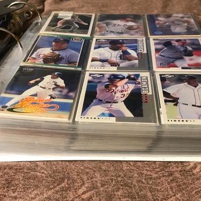 Baseball Cards - Random cards w/28 sheets