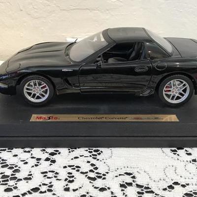 MAISTO 2001 black Chevy Corvette Z06
