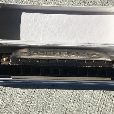 BluesBand Harmonica w/ box