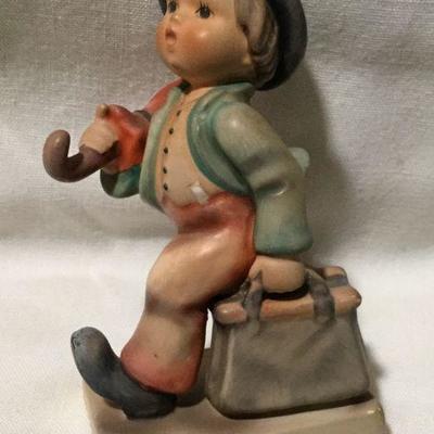 Vintage Hummel / Goebel Figurine - Merry Wanderer # 11/0 - TMK-6 - Box