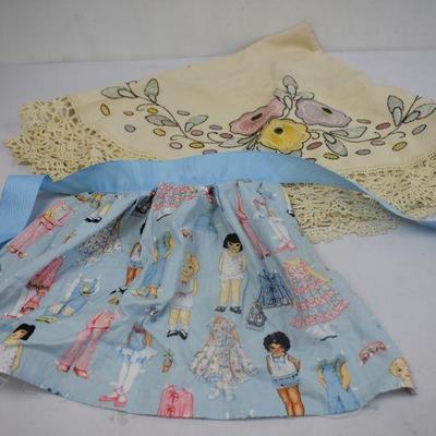Vintage Circular Tablecloth & Kid's Apron
