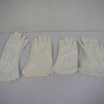 4 Pairs of Vintage Ivory Ladies Gloves