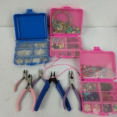 Various Plies & Jewelry Hardware & Beads