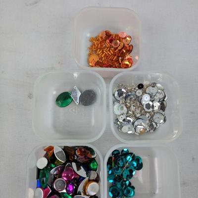 35 Small Containers W/ Sequins & Beads