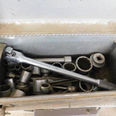 Mechanic's Socket and Breaker Bar Set with Tool Box
