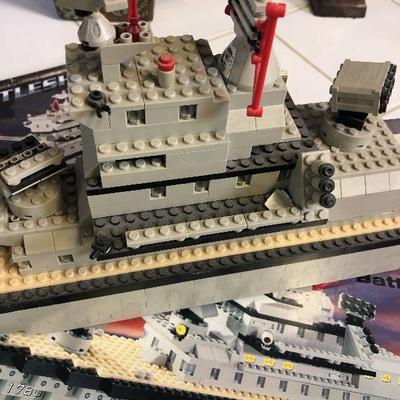 Lot #08 Mega Blocks Pro Builder Battle ship