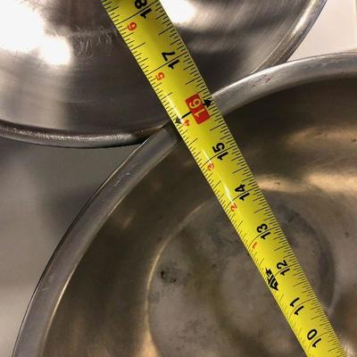 Lot #36 - 5 stainless steel mixing bowls