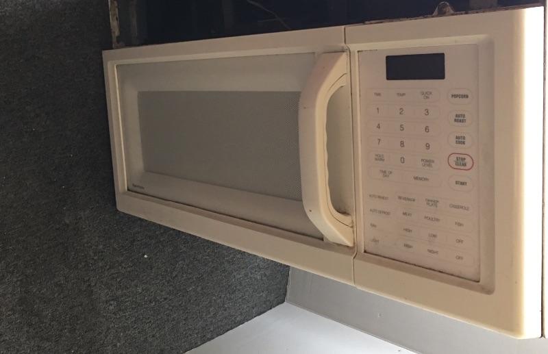 Lot 235 Under Microwave by Kenmore 30”x15.5”x 14