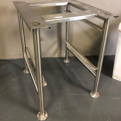 Lot# 285 Stainless Prep Table Base with Slides for Bus tray