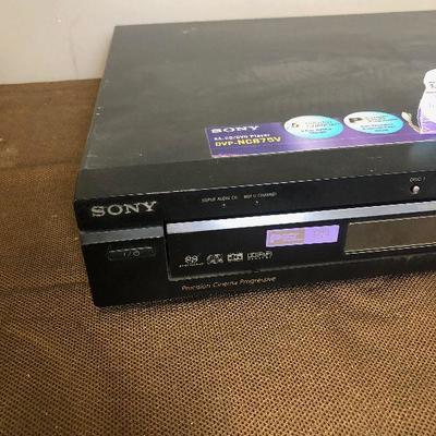 Lot#322 Sony CD/DVD Player Works 