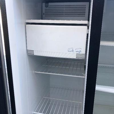 GE Stainless Refrigerator Side by Side, Ice maker