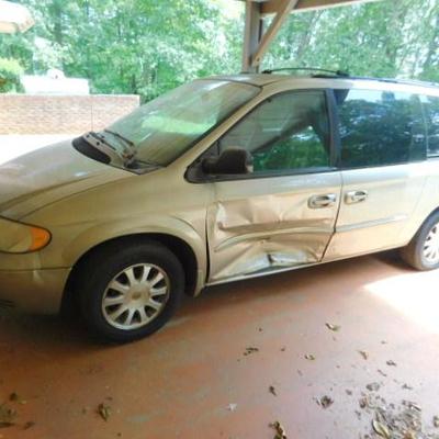 2003 Chrysler Town and Country Van 61,200 Miles (Has Exterior Damage)