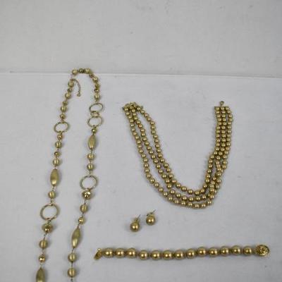 Costume Jewelry: Bronze Tone 2 Necklaces, Earrings & Bracelet 
