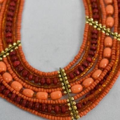 Costume Jewelry: Orange/Red Beaded Necklace