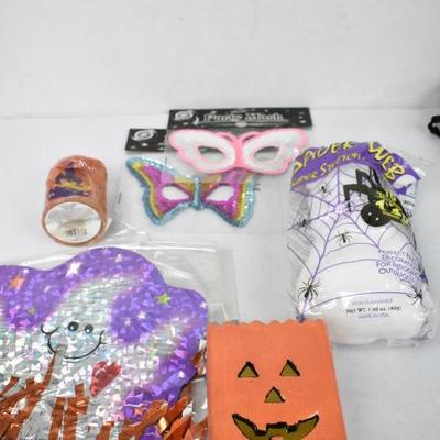 Miscellaneous Halloween Decorations Lot