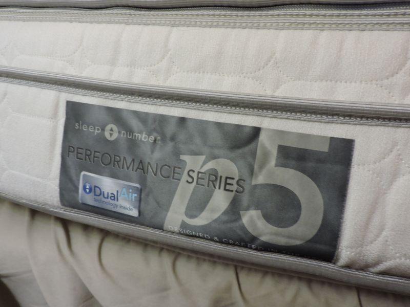Sleep Number P5 Adjustable Queen BedPerformance Series