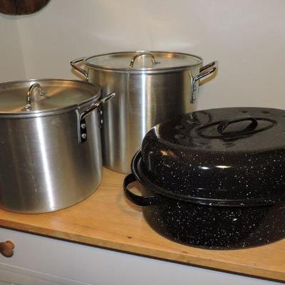 Lot of Stock Pots and Roaster