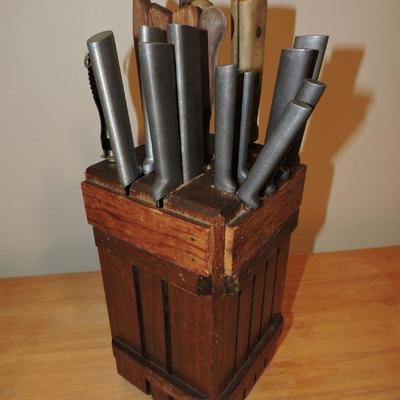 Lot of Knives with Knife Block