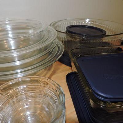 Collection of Pyrex Bowls and Pans