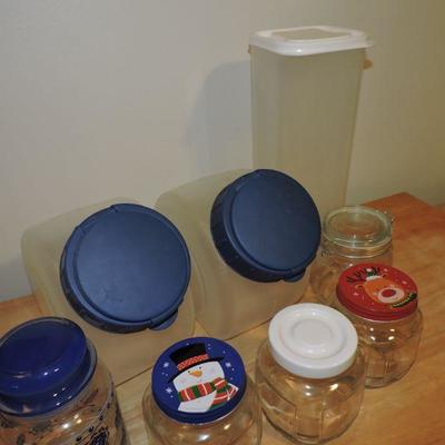 Set of Storage Cannisters