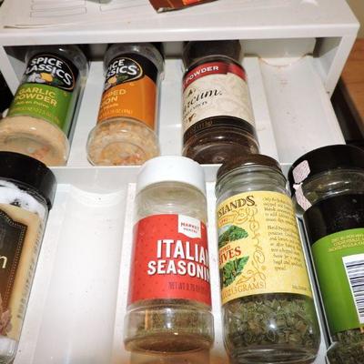 Lot of Spices with Spice Organizer Rack