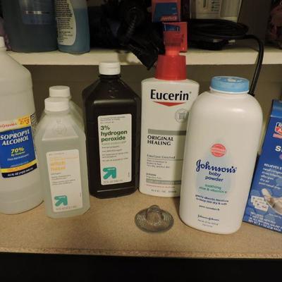 Lot of Medicine Cabinet Items