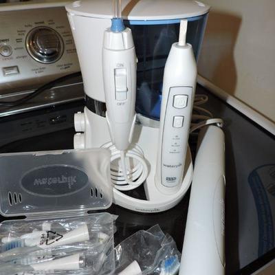 Waterpik Complete Care 5.0 Water Flosser, WP-861 Blue/White