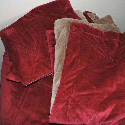 Queen Red and Tan Velvet Bedspread with 2 Shams