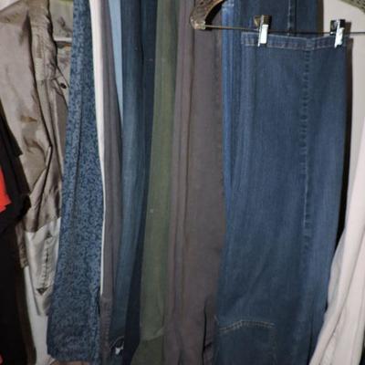 Lot of Women's Pants, Jeans, Capri's