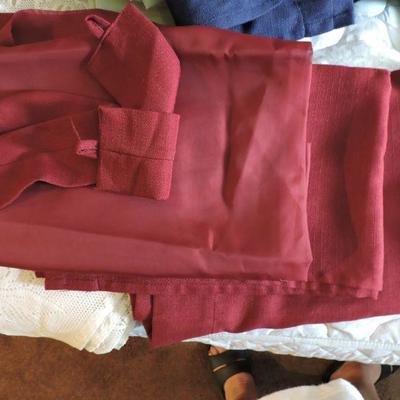 Set of 2 Red Pocket Rod Curtains with Tie Backs and matching sheers