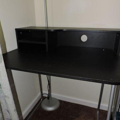 Computer/Student Desk with Standing Lamp