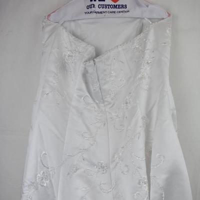 Maribella Strapless Wedding Dress, Size 18 - Needs Cleaning