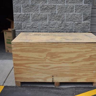 Giant Crate, 59x32x29