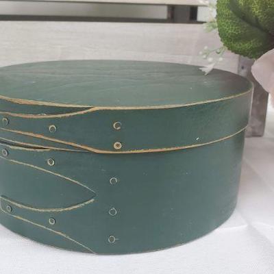 Green Round Pantry Box, Antique Replica, 3 Finger Pantry Box, Shaker, Replicated