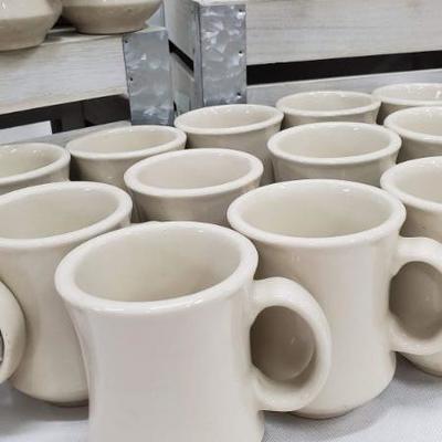 31 Crestware Mugs, Bone White, 7 1/2 oz., Ceramic, Dover Narrow Rim