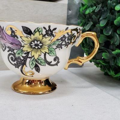 Vintage Rosina Queens Bone China Made in England Tea Cup, Pattern No. 4935