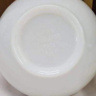 Set of 2 Vintage Fire King Ovenware White Milk Glass 5" Chili Cereal Soup Bowls