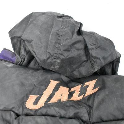 NBA Utah Jazz Winter Coat size Large - needs Cleaning