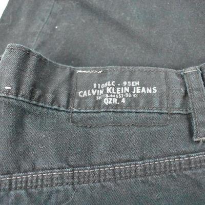 Calvin Klein Jeans size 32, Black, Straight Leg