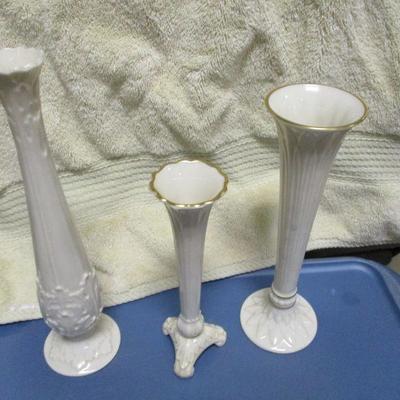 Lot 32 - Various Sizes Of Lenox Vases