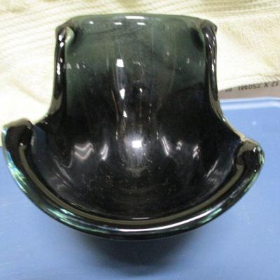 Lot 33  - Blenko Glass Bowl