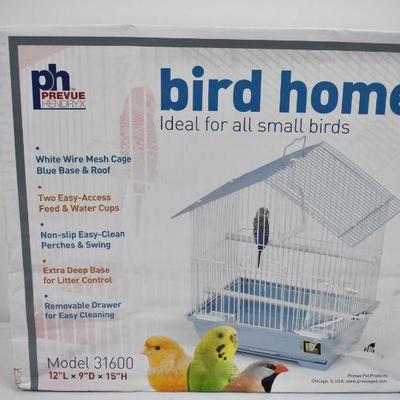 Prevue Hendryx Bird Home for Small Birds - New