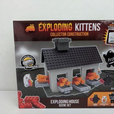 Exploding Kittens Exploding House Scene Set - New