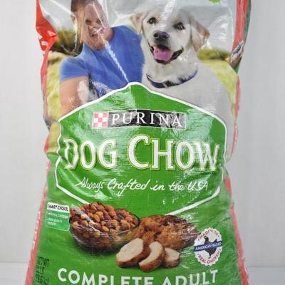 Purina Dog Chow Complete Adult Chicken 52 Lbs - New