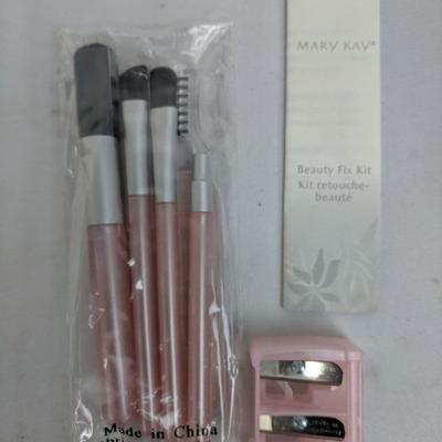 Mary Kay Touch Up Kit & Small Dresser Tray/KeyChain Fob - New