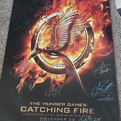 Cast Signed Hunger Games Catching Fire with COA $90